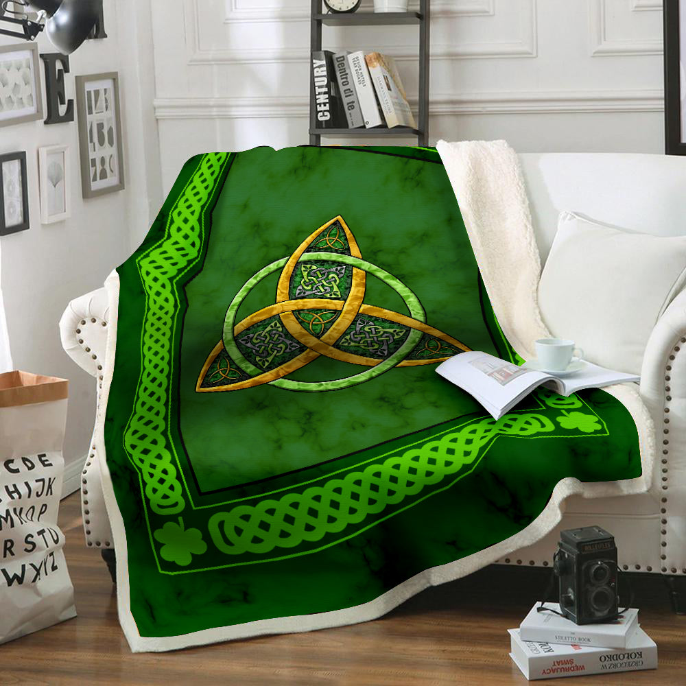 Gifury ST Patrick's Day Blanket Celtic Trinity Knot Irish ST Patrick's Day Square Blanket 2023
