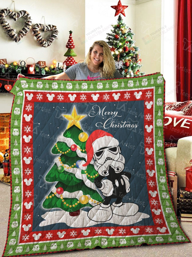 SW Christmas Quilt Merry Christmas MK Mouse With Stormtrooper Helmet Quilt