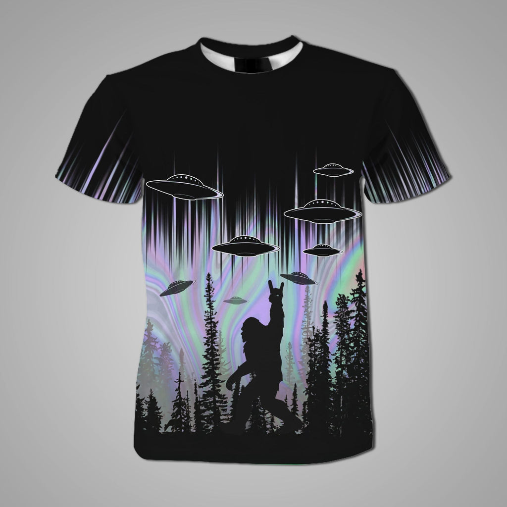 Gifury UFO Bigfoot Shirt Bigfoot Peace Sign Hologram UFO T-shirt  UFO Apparel 2022