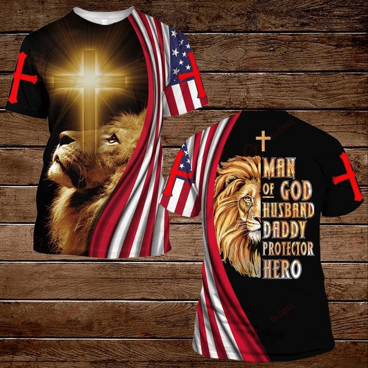  Father Day God Shirt Man Of God Husband Daddy Protector Hero Lion Cross T-shirt Hoodie Father's Day Gift