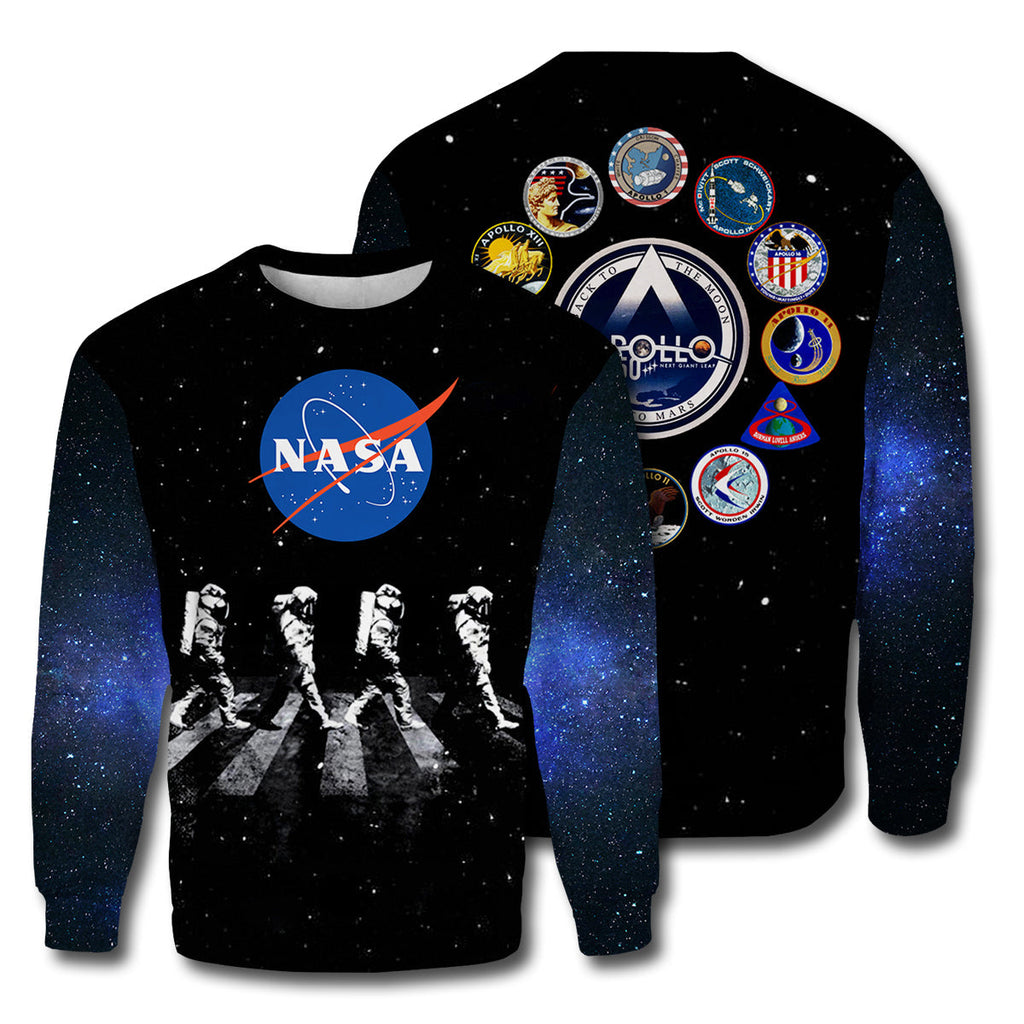  NASA T-shirt Apollo 11 Walking Astronauts T-shirt Amazing NASA Hoodie Sweater Tank 2023